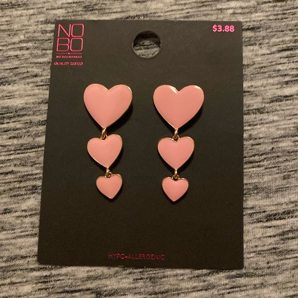 No Boundaries Light Pink and Gold Dangly Tiered Hearts Costume Jewelry Earrings - Picture 1 of 6